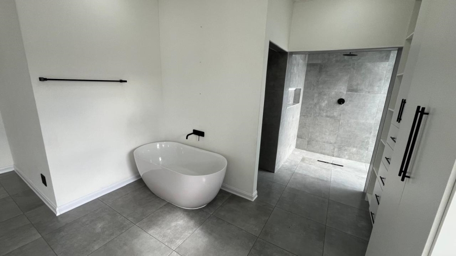 3 Bedroom Property for Sale in Aston Bay Eastern Cape